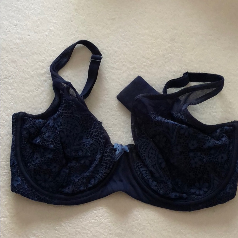 Victoria’s secret demi unlined navy bra